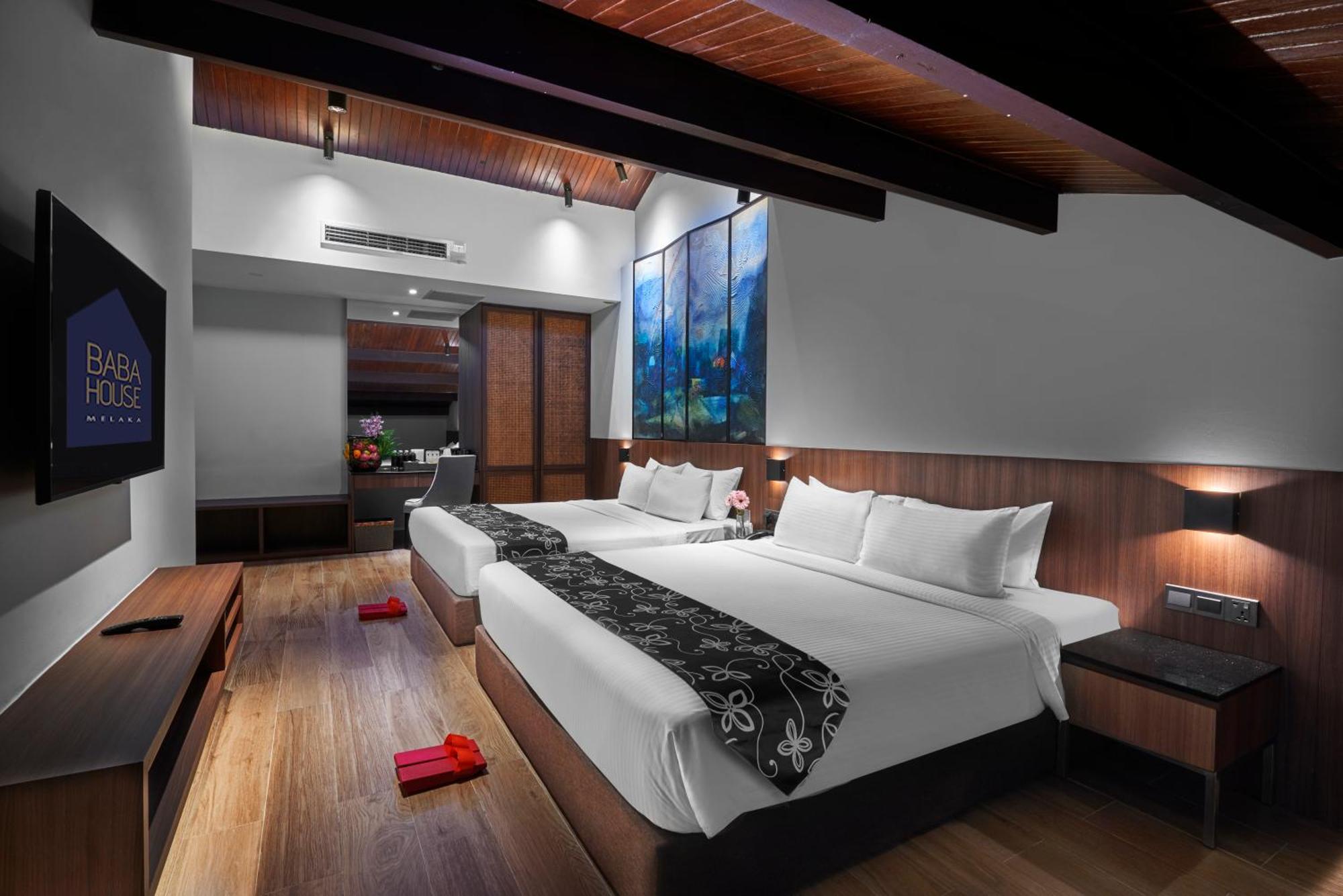 Baba House Hotel 4*